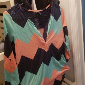 Chevron 3/4 sleeve shirt